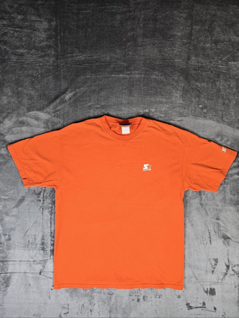 Vintage Starter Logo T Shirt Size Medium Orange